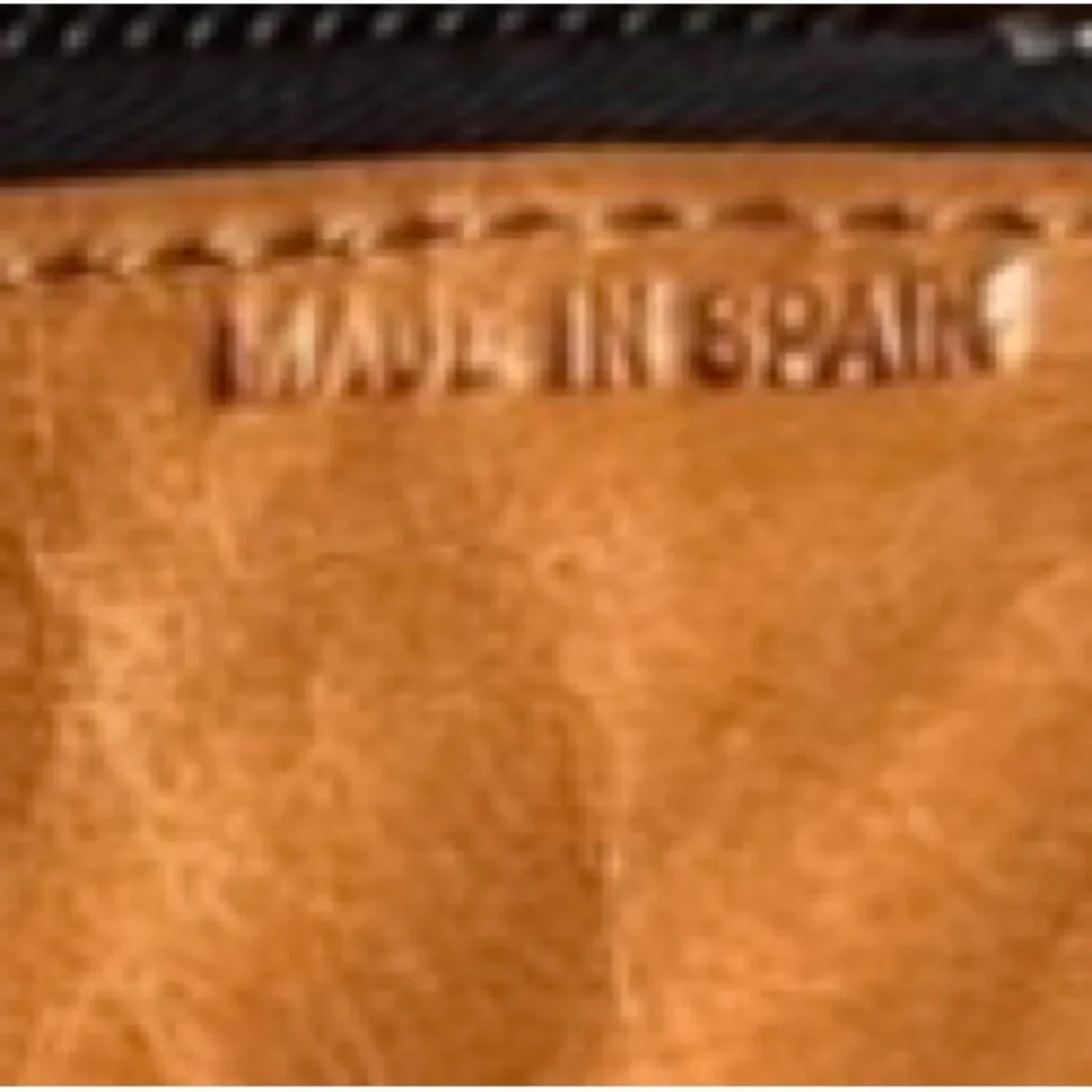 Paeo Lobo Brown Crossbody - Picture 4 of 7